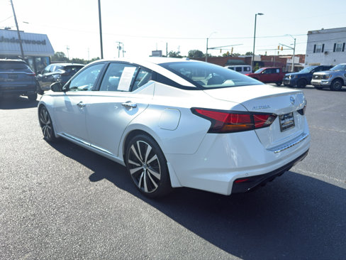Used 2019 Nissan Altima 2.5 Platinum image 10