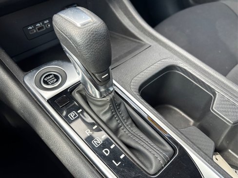Used 2022 Nissan Sentra SV w/ All-Weather Package image 32