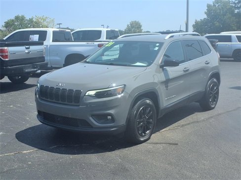 Used 2021 Jeep Cherokee Latitude Lux image 3