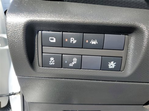 Used 2024 Nissan Kicks S image 30