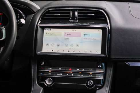 Used 2020 Jaguar F-PACE Prestige image 22