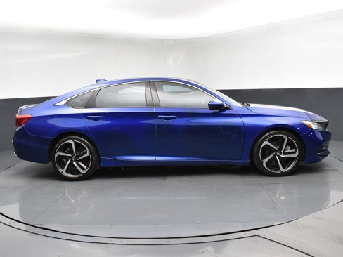 Used 2020 Honda Accord Sport image 3