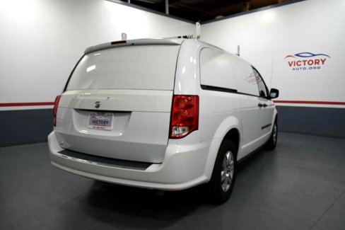 Used 2014 RAM C/V Tradesman image 3