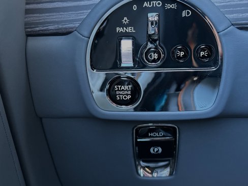 Used 2024 Rolls-Royce Spectre w/ Spectre Launch Package image 22