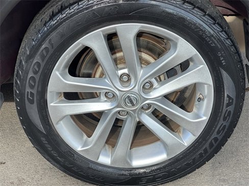 Used 2015 Nissan Juke S image 8