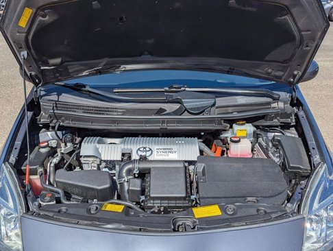 Used 2014 Toyota Prius Five image 34