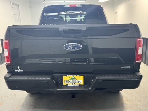Used 2018 Ford F150 XLT w/ Equipment Group 302A Luxury image 4