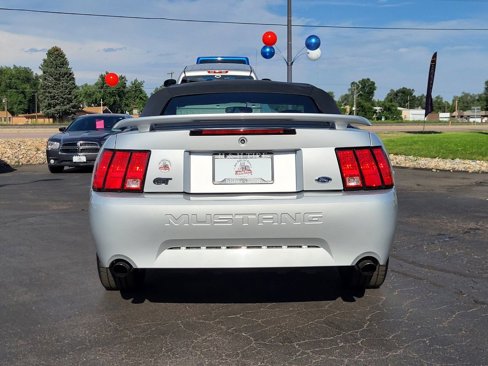 Used 2004 Ford Mustang GT image 4