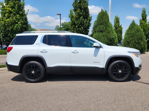 Used 2019 GMC Acadia SLE w/ Driver Alert Package I image 2