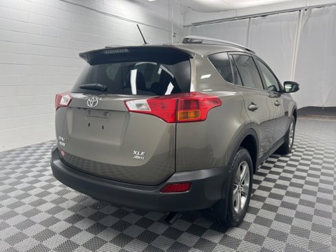 Used 2015 Toyota RAV4 XLE image 5