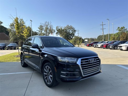 Used 2017 Audi Q7 3.0T Prestige image 3