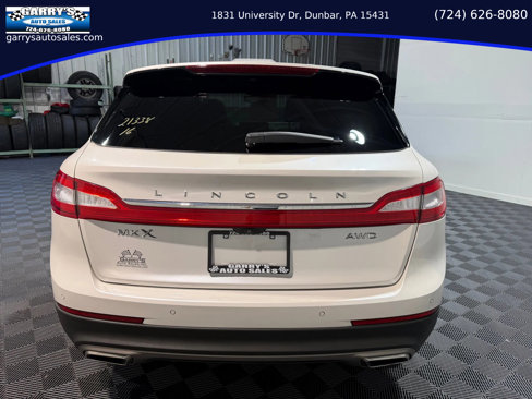 Used 2016 Lincoln MKX Reserve w/ Driver Assistance Package image 6