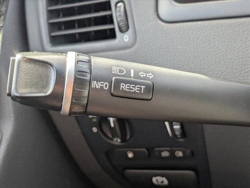 Used 2013 Volvo XC90 3.2 image 9