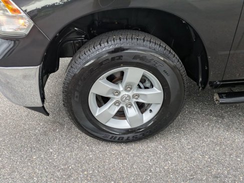 Used 2016 RAM 1500 Classic SLT image 33