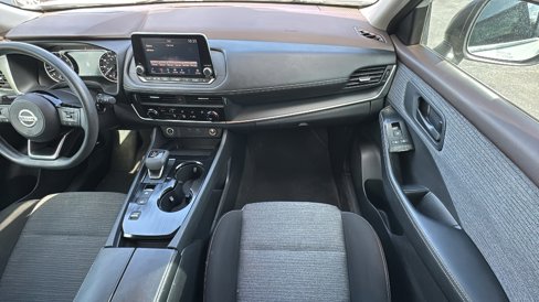 Used 2021 Nissan Rogue S image 32