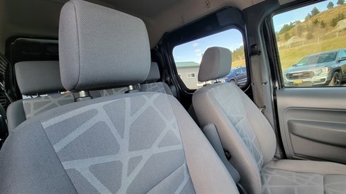 Used 2010 Ford Transit Connect XLT image 32