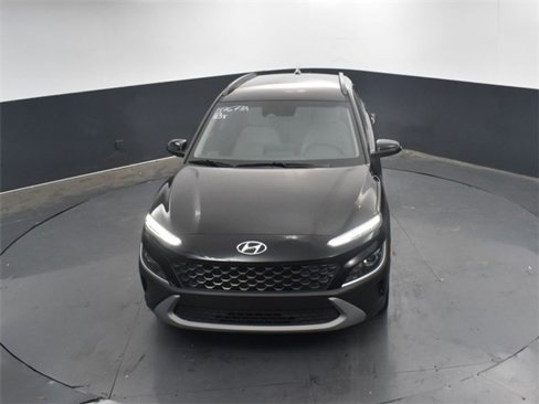 Used 2023 Hyundai Kona SEL w/ Winter Weather Package image 21