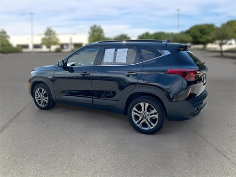 Used 2021 Kia Seltos S image 3