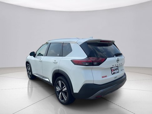 Used 2023 Nissan Rogue SL w/ SL Premium Package image 9
