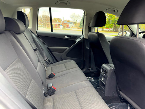 Used 2012 Volkswagen Tiguan S image 36