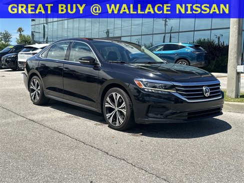 Used 2022 Volkswagen Passat 2.0T SE image 4