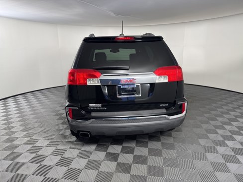 Used 2017 GMC Terrain SLT image 4