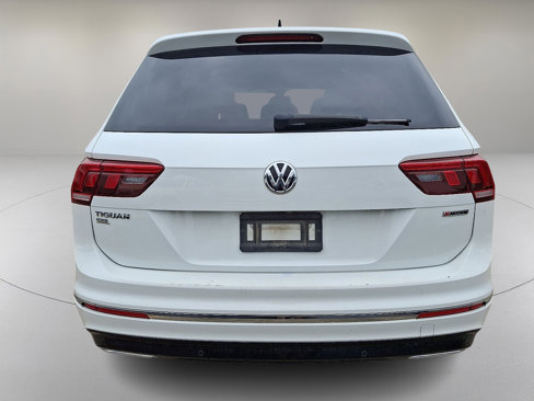 Used 2019 Volkswagen Tiguan SEL R-Line image 8