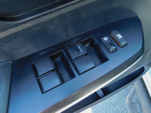 Used 2014 Toyota Tundra Limited image 25