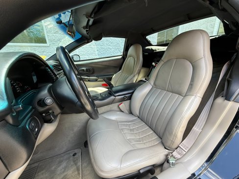 Used 1999 Chevrolet Corvette Convertible w/ Memory Pkg image 14