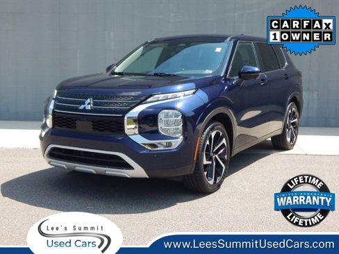 Used 2024 Mitsubishi Outlander SE Black Edition image 1