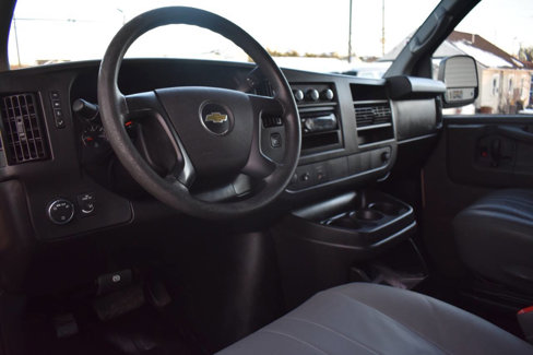 Used 2014 Chevrolet Express 2500 image 17