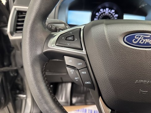 Used 2022 Ford Edge SEL w/ Convenience Package image 16