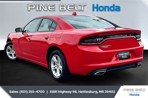 Used 2023 Dodge Charger SXT image 2