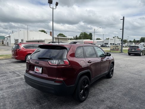 Used 2019 Jeep Cherokee Latitude Plus image 5