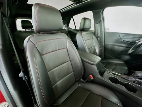 Used 2023 Chevrolet Equinox RS w/ RS Leather Package image 27