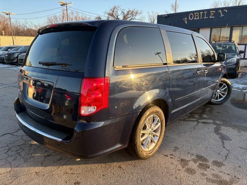 Used 2014 Dodge Grand Caravan SE image 5