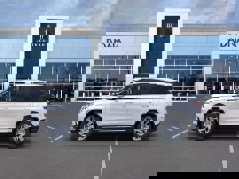 New 2024 Lincoln Corsair FWD image 3