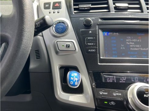 Used 2012 Toyota Prius V Five image 11