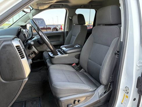 Used 2018 Chevrolet Silverado 1500 LT w/ Texas Edition image 23
