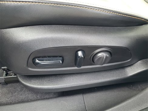 Used 2020 GMC Terrain SLT image 19