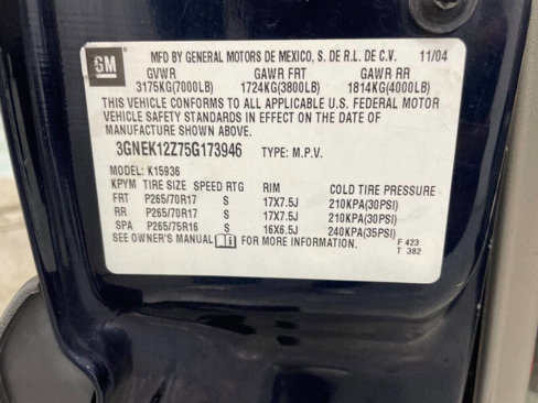 Used 2005 Chevrolet Avalanche Z71 w/ Sun And Sound Package image 26