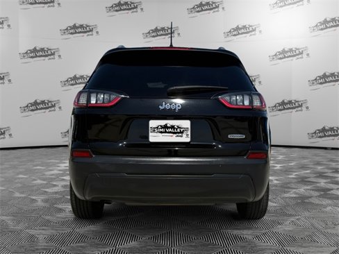 Used 2019 Jeep Cherokee Latitude w/ Popular Appearance Group image 4