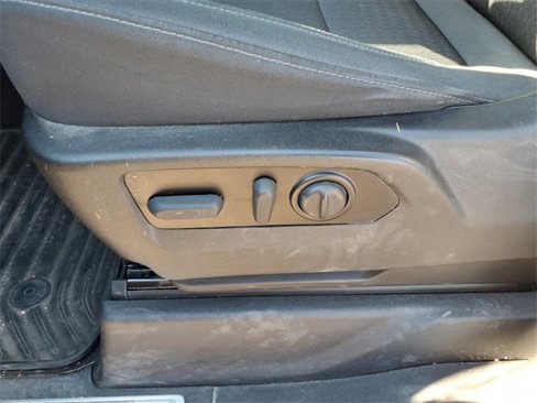 Used 2021 Chevrolet Silverado 1500 LT image 19