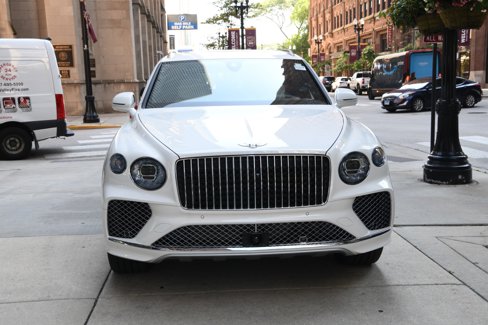 New 2025 Bentley Bentayga Extended Wheelbase image 2