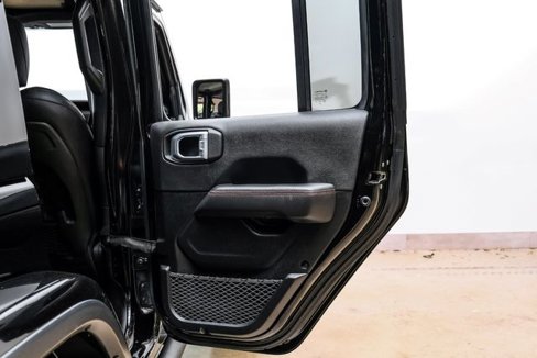 Used 2021 Jeep Wrangler Unlimited Rubicon image 67