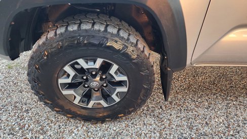 Used 2020 Toyota Tacoma TRD Off-Road image 4