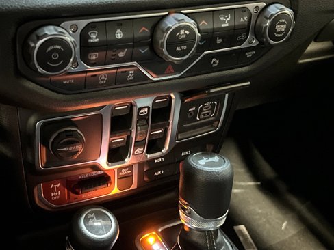 New 2025 Jeep Compass Latitude w/ Altitude Special Edition image 19