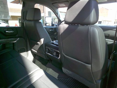 Used 2020 Chevrolet Silverado 3500 LTZ w/ LTZ Premium Package image 10