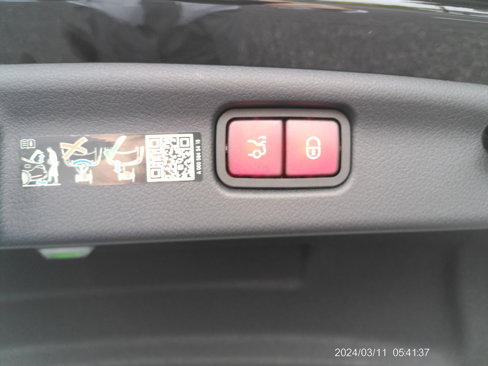 Certified 2024 Mercedes-Benz C 300 Sedan image 22
