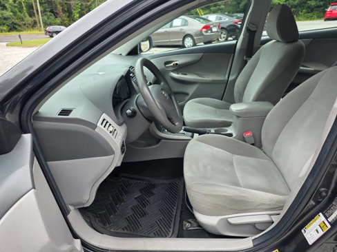 Used 2010 Toyota Corolla LE image 10